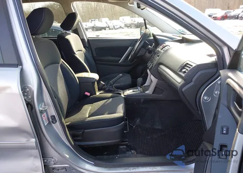 2014 Subaru Forester 2.5I Premium из США, поврежденный, VIN JF2SJAEC0EH523897